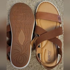 Born Jayla Sandals Brown